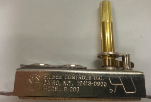 [71159] THERMOSTAT B1008 450F B-200